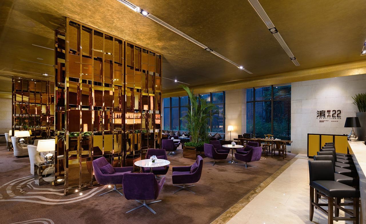 Radisson Blu Plaza Chongqing - Free 2 Bottle Of Local Beer Per Room During Stay Exterior foto